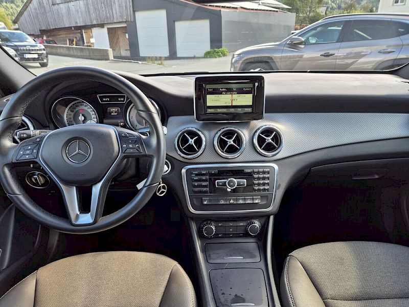 Mercedes-Benz GLA 180 CDI Edition Lifestyle