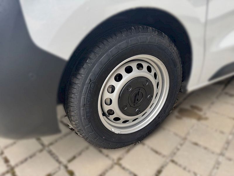 Opel Vivaro -e Cargo M 75kWh