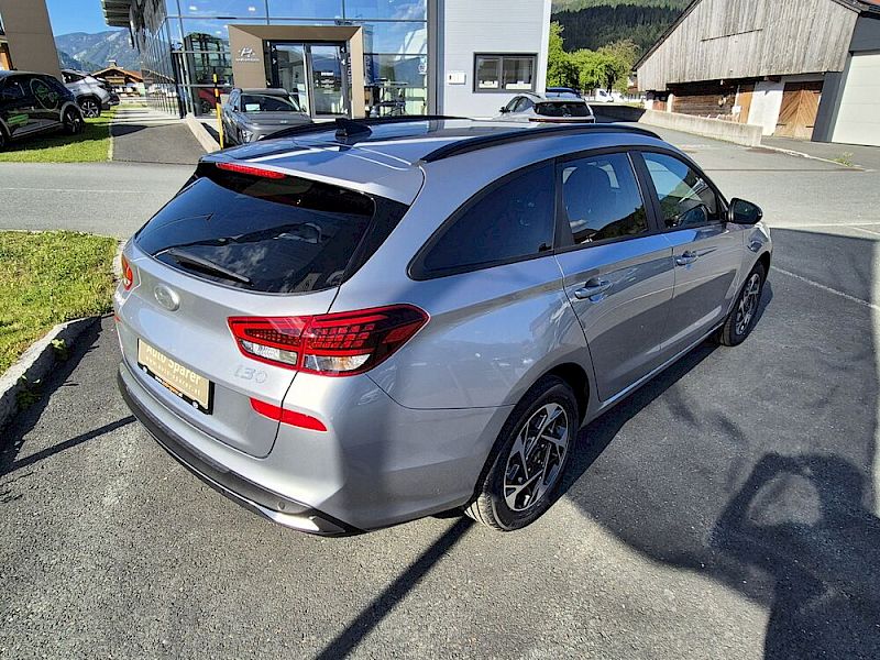 Hyundai i30 Kombi Business Line 1,5 T-GDi 48V DCT
