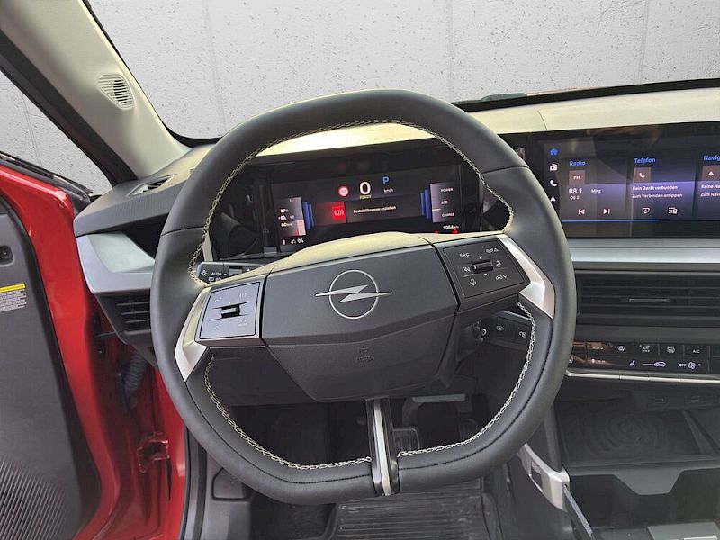 Opel Frontera -e GS 83KW