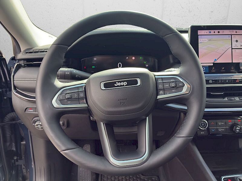 Jeep Compass Summit Plug-In Hybrid 4xe