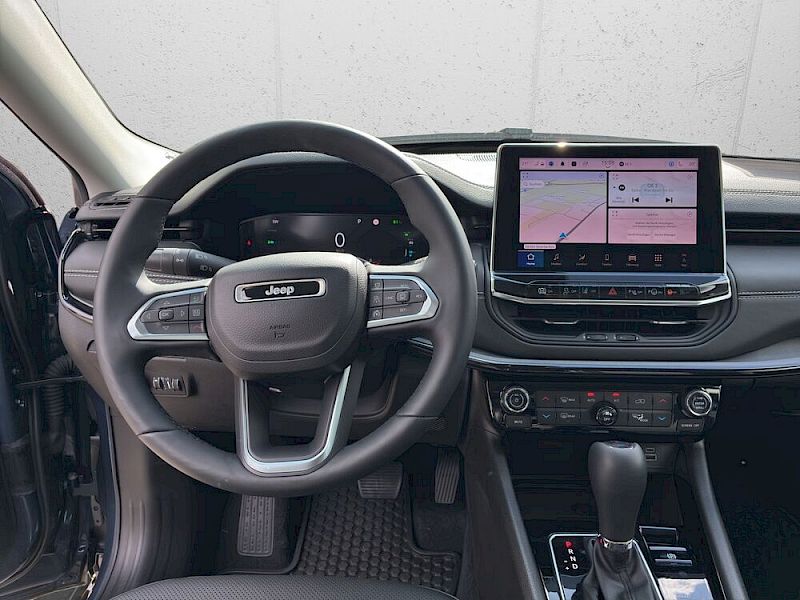 Jeep Compass Summit Plug-In Hybrid 4xe