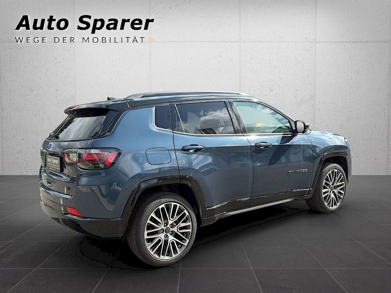 Jeep Compass Summit Plug-In Hybrid 4xe