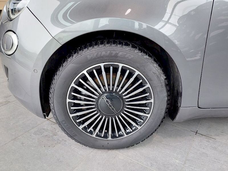 Fiat 500e 500C e Icon 42 kW/h