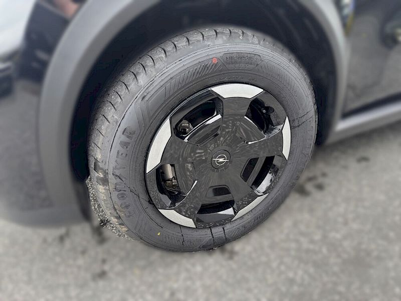 Opel Frontera 1.2 DI MHEV Edition Aut.