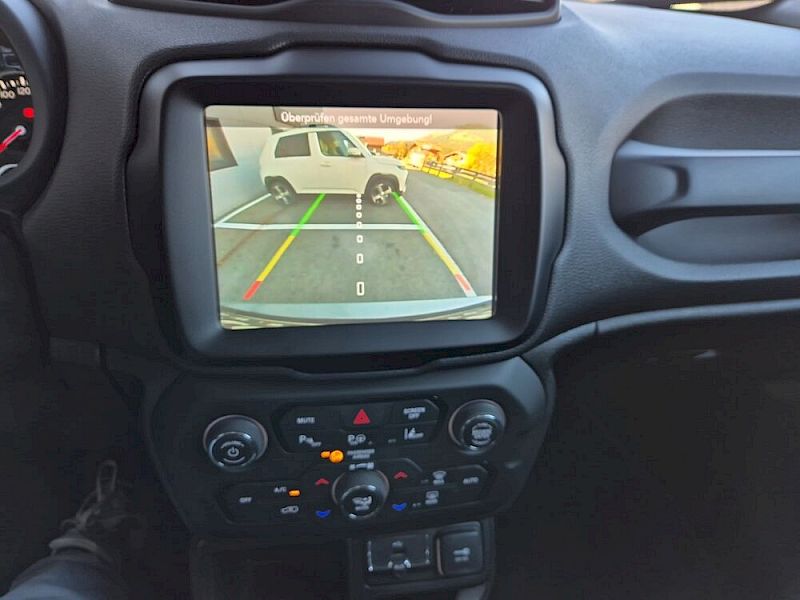 Jeep Renegade Upland 1,5 e-Hybrid 2WD DCT