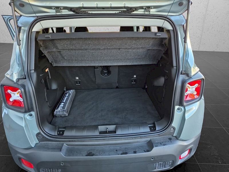 Jeep Renegade Upland 1,5 e-Hybrid 2WD DCT