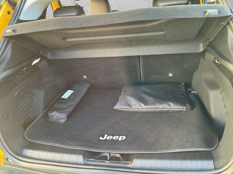 Jeep Avenger BEV 54kWh Summit