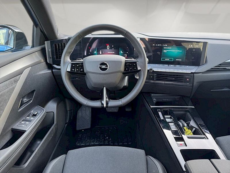 Opel Astra 1.2 GS AT8 *Winterreifen*