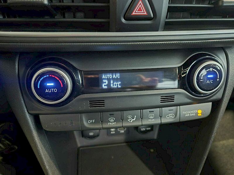 Hyundai Kona KONA Level 3 1,0 T-GDi 2WD 6MT