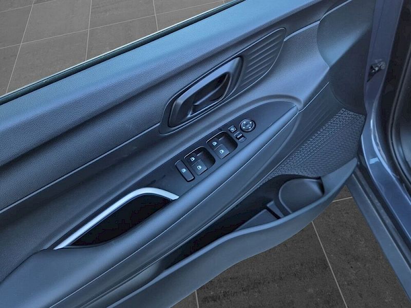 Hyundai Bayon BAYON i-Line Plus 1,0 T-GDI - y1bp2