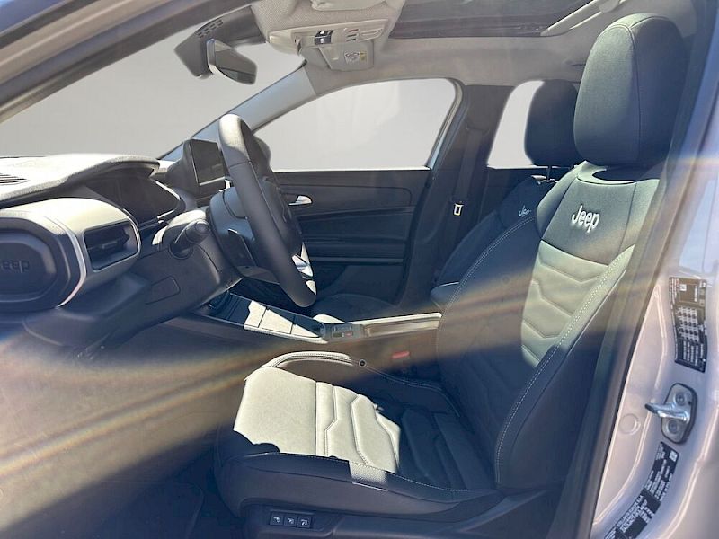 Jeep Avenger 1,2 Summit Mild-Hybrid