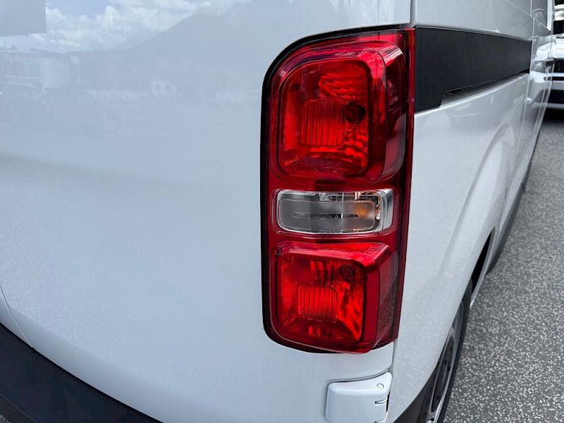Opel Vivaro KW M BlueHDI 120 %AKTION%