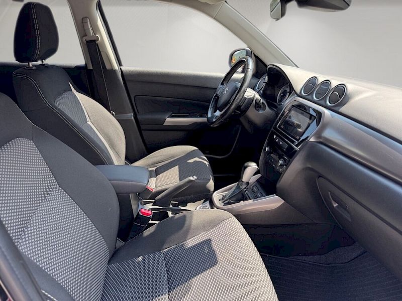 Suzuki Vitara 1,4 AllGrip Shine Aut. *8-fach Bereifung*