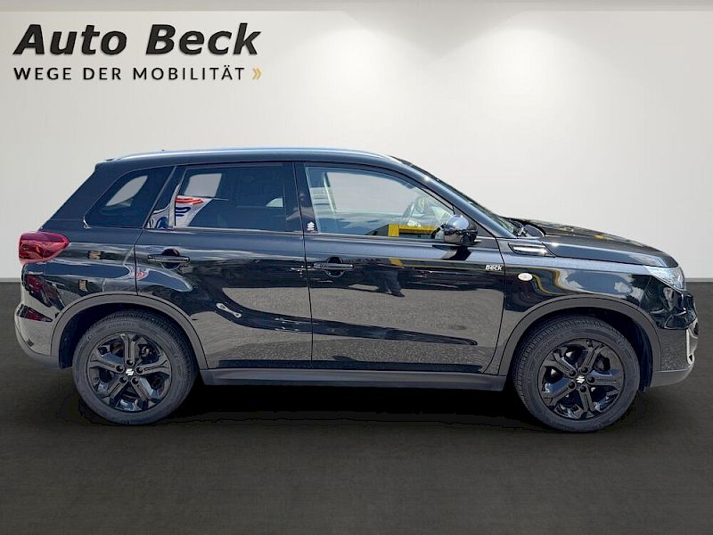 Suzuki Vitara 1,4 AllGrip Shine Aut. *8-fach Bereifung*