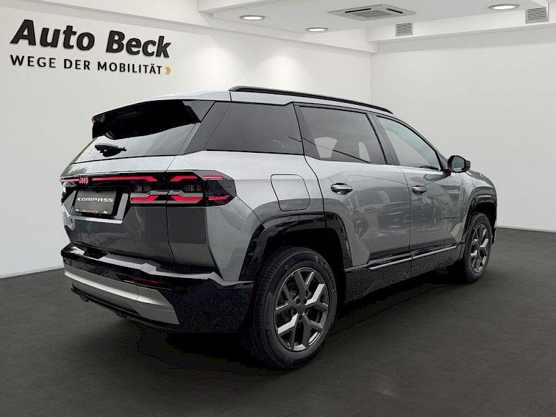 Jeep Compass 1.2 eDCT First Edition
